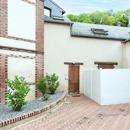 La Petite Terrasse - Appartement Spacieux Брион Екстериор снимка